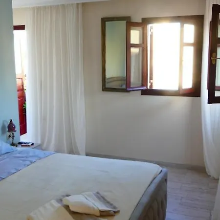 Bed & Breakfast Theasis Aten